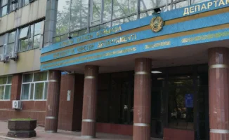 Алматы: возвращение «потерянного» здания в объятия государства