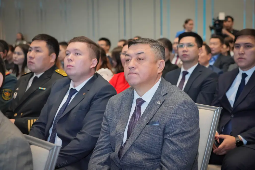 В столице прошла Международная научно-практическая конференция, посвященная Дню Республики (8)