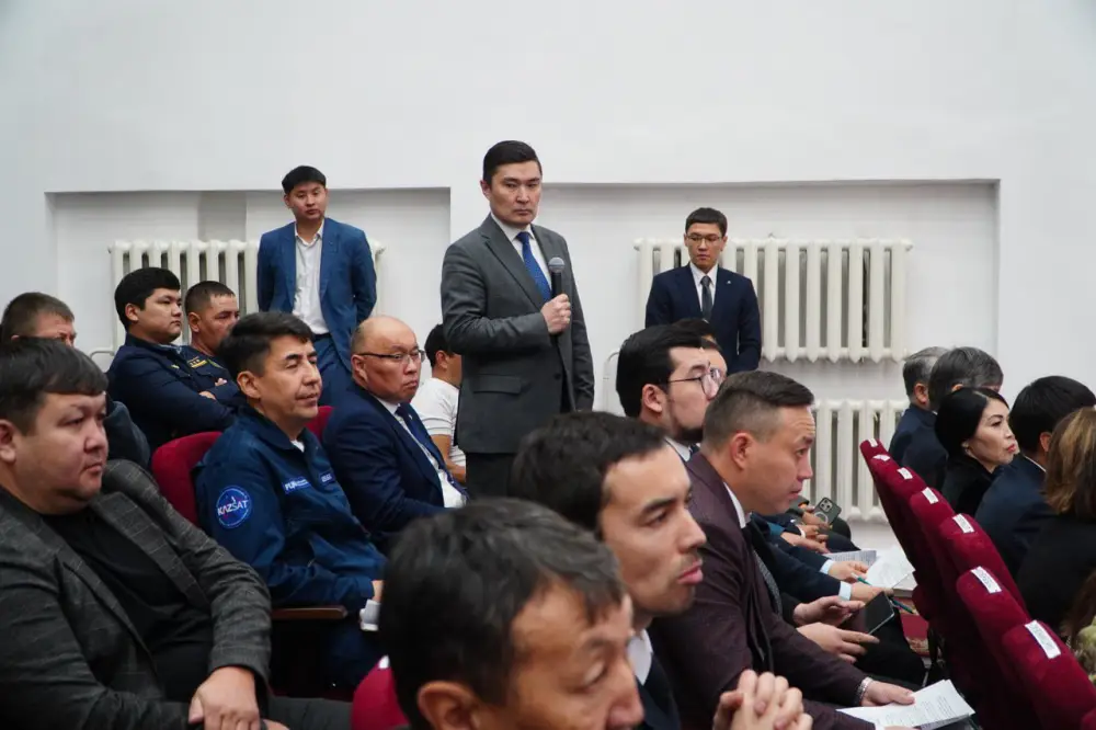 Марат Ахметжанов встретился с жителями Аккольского района (5)