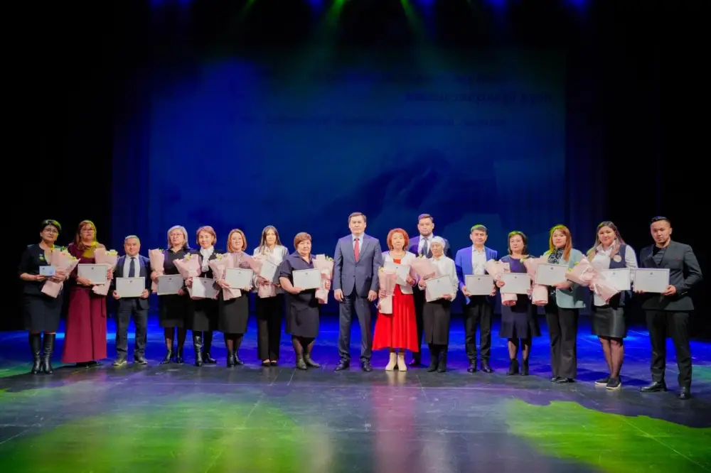 Лучших работников социальной сферы чествовали в Астане (9)