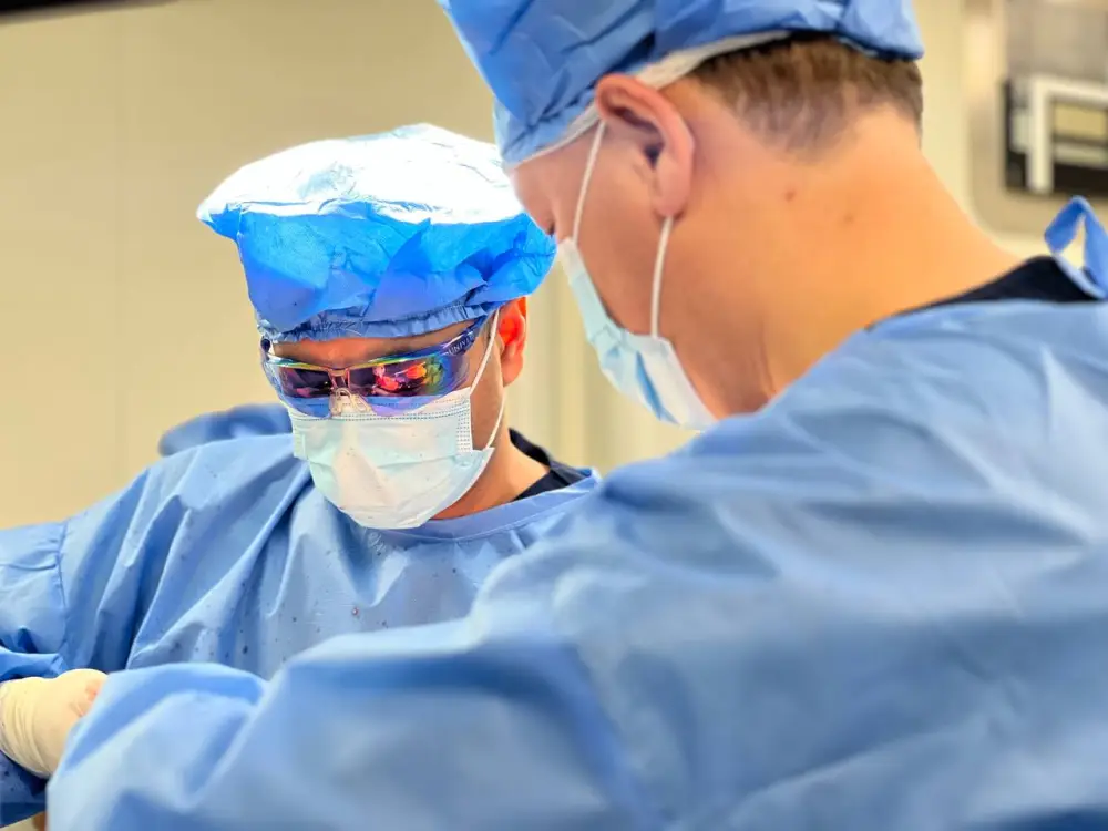 РОБОТ В ТАШКЕНТЕ: ПЕРВЫЕ ОПЕРАЦИИ ПО ЭНДОПРОТЕЗИРОВАНИЮ (3)