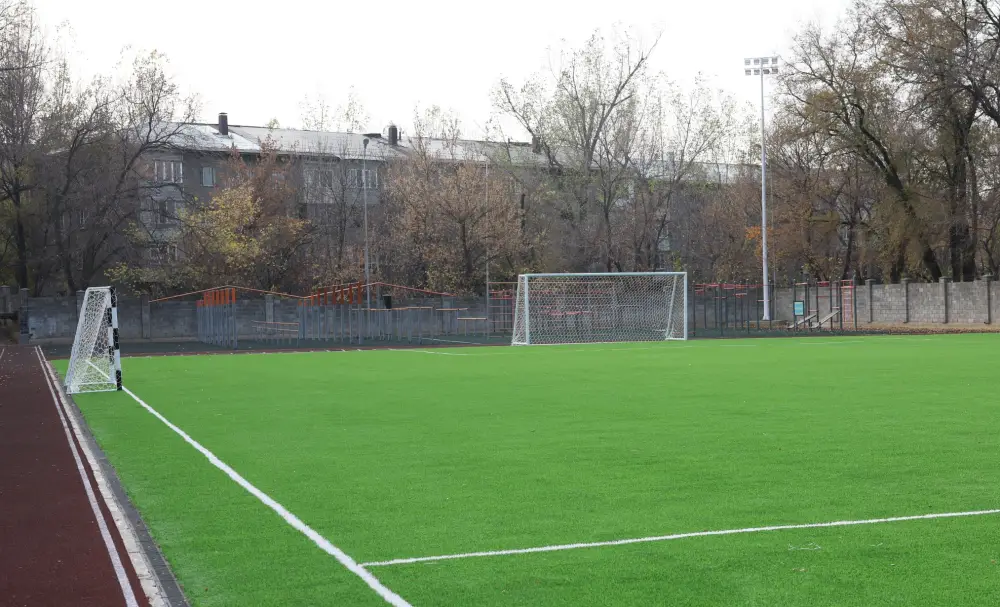 Министр обороны встретился с кадетами нового военно-спортивного колледжа (3)