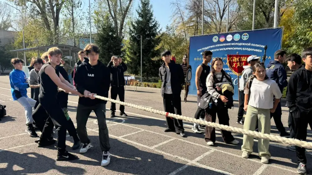 Более сотни алматинских школьников побывали в гостях у будущих офицеров (2)