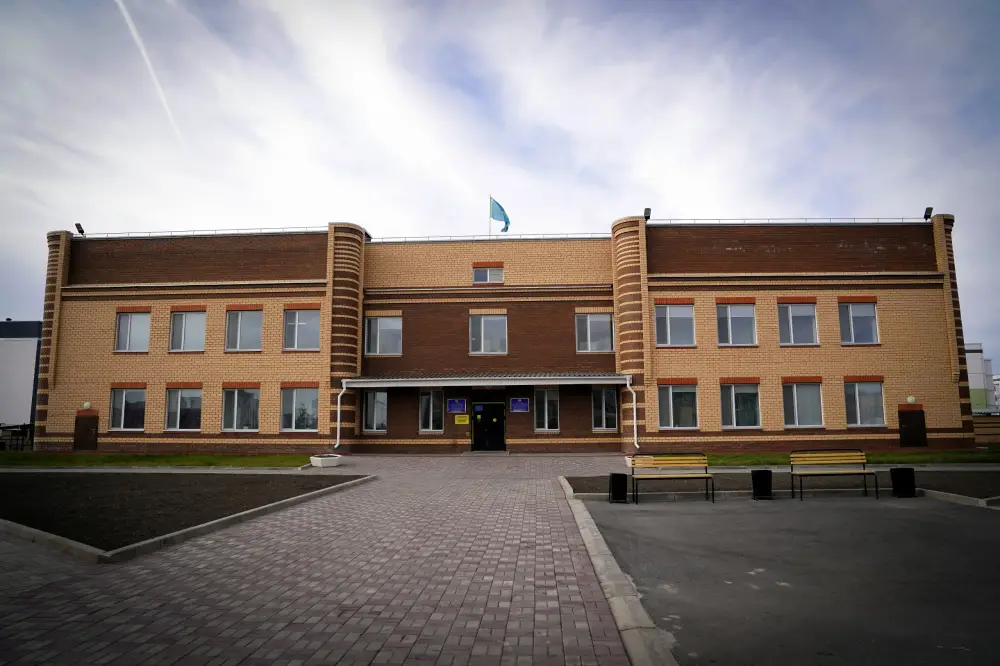 Рабочая поездка министра просвещения Жулдыз Сулейменовой в Акмолинскую область: будут приняты конкретные меры по повышению качества образования в малокомплектных школах (5)