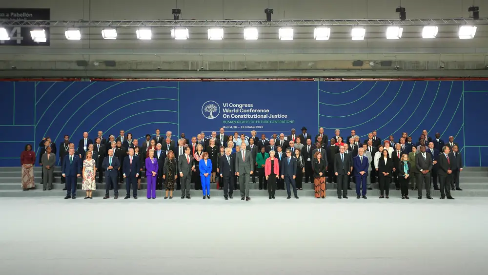 Судьи конституционных судов 88 стран поддержали концепцию защиты прав человека будущих поколений (8)