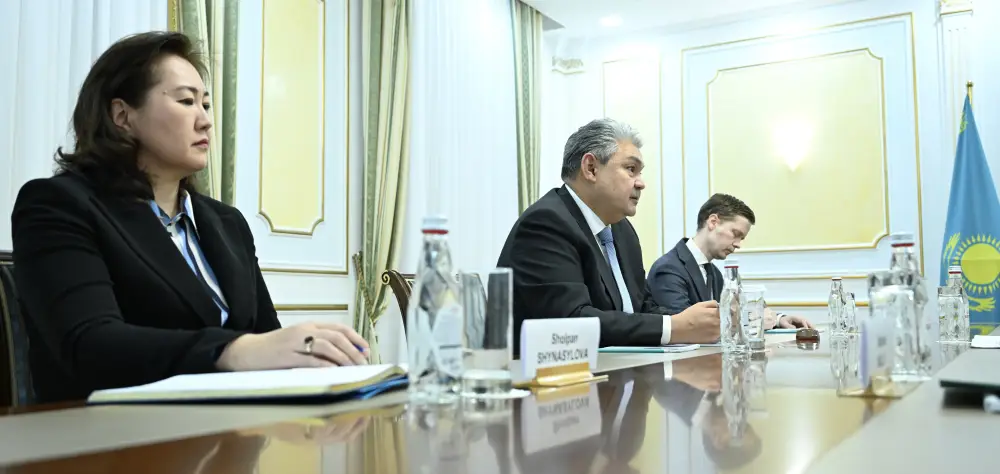 Министр иностранных дел Казахстана принял Посла Великобритании (3)