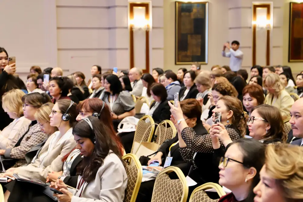 Подписан Комплексный план по развитию детей раннего возраста и раннему вмешательству «Сәтті бастау» (3)