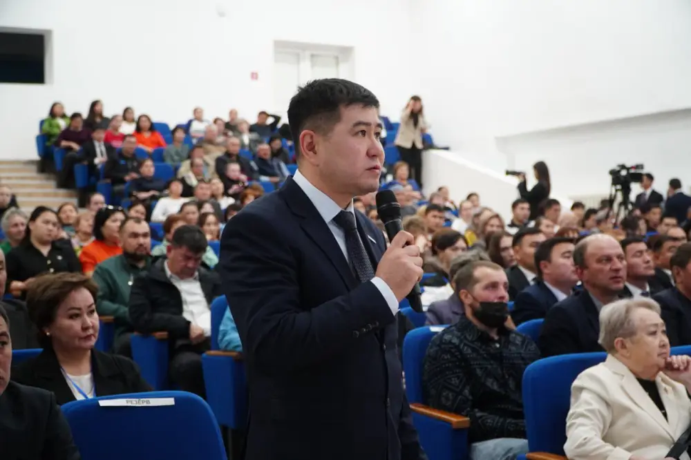 Марат Ахметжанов провел встречу с жителями Шортандинского района (7)