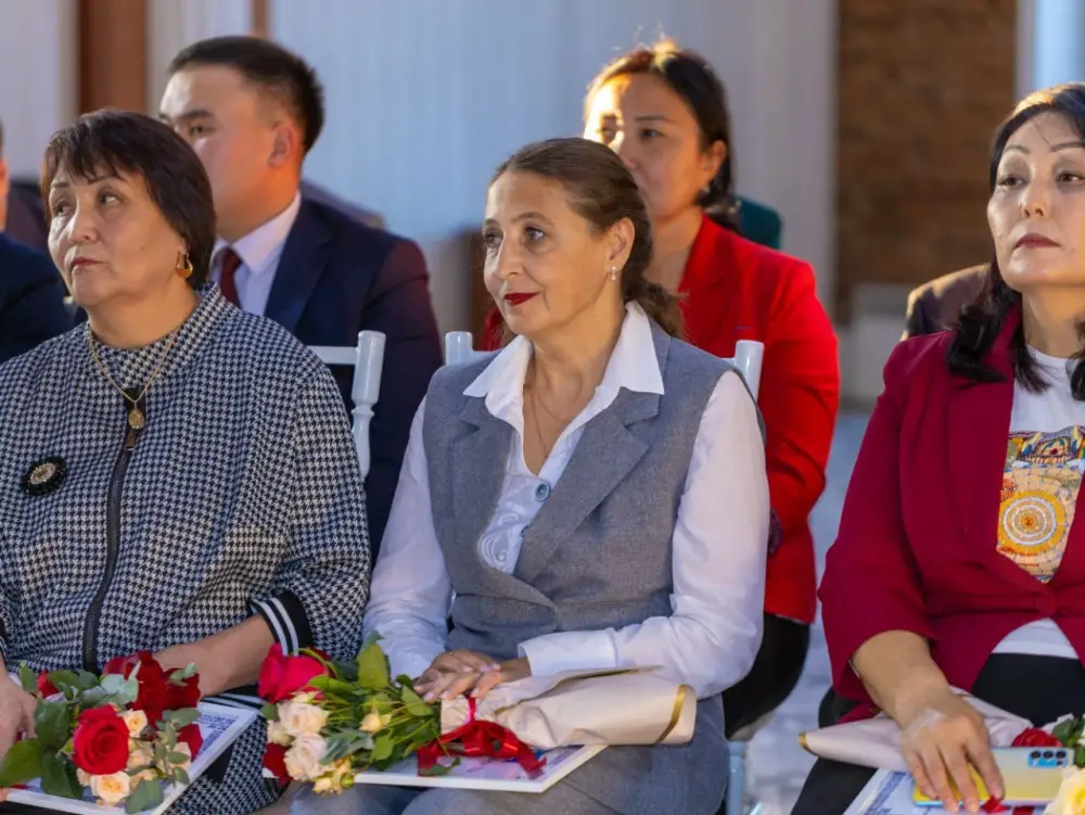 В ВКО отметили лучших социальных работников (6)