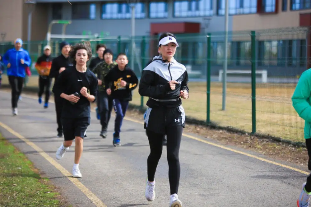 Закрытие летнего сезона забегов проведут в честь Дня Республики в Астане (5)