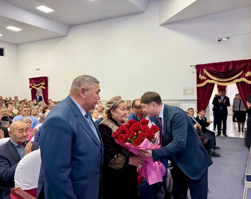 Аким области с рабочей поездкой посетил Жамбылский район (8)