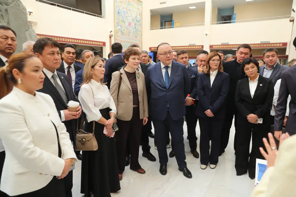 Форум стратегических партнеров: AI-Sana формирует интеллектуальное будущее Казахстана (4)