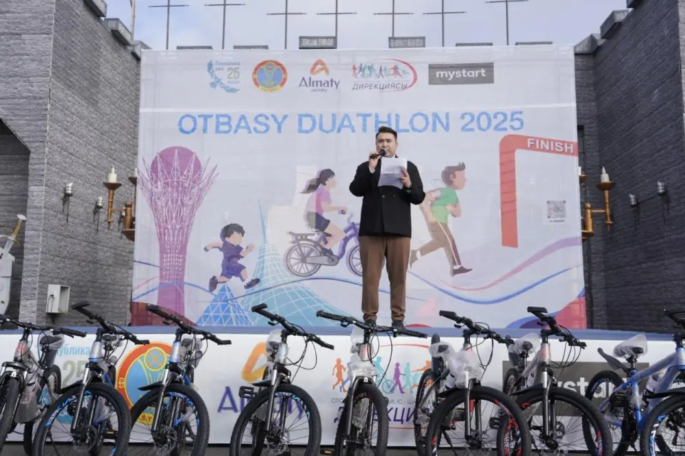 В дуатлоне, посвященном Дню Республики в Астане, приняли участие 75 семей (9)