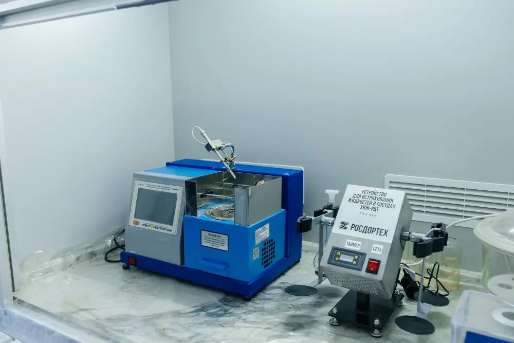 В Атырау лаборатория по контролю качества дорог планирует внедрить метод проектирования асфальтобетонного покрытия (8)