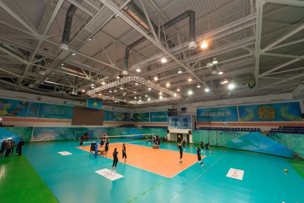 Спортсменки женского волейбольного клуба «Berel» ВКО вошли в тройку сильнейших команд страны (6)