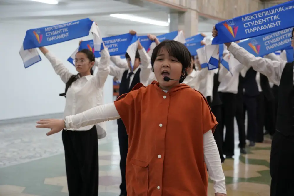 Инаугурацию президентов школьных и студенческих парламентов провели в Астане (3)