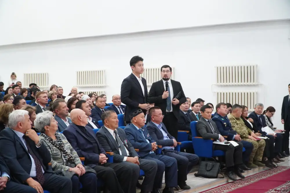 Марат Ахметжанов провел встречу с жителями Шортандинского района (2)