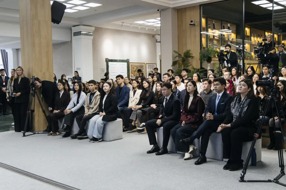 Президент Финляндии прочитал лекцию в Maqsut Narikbayev University (2)