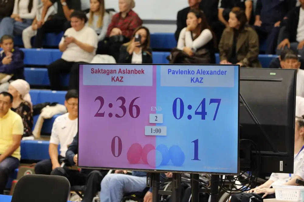 Аким Мангистауской области поддержал участников международного турнира по бочча (6)