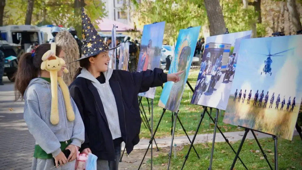 Полиция выходит к детям через мультфильмы: в Шымкенте прошла премьера “BalaZan” (3)
