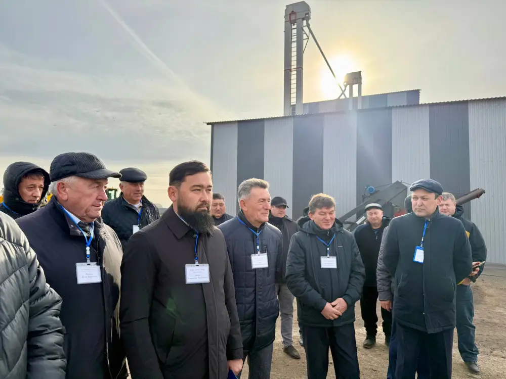 Аким области с рабочей поездкой посетил Жамбылский район (3)