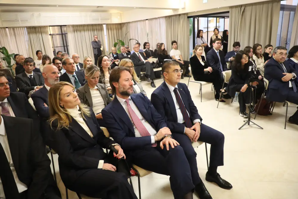 В Риме презентовали книгу о Шокане Уалиханове на итальянском языке (7)