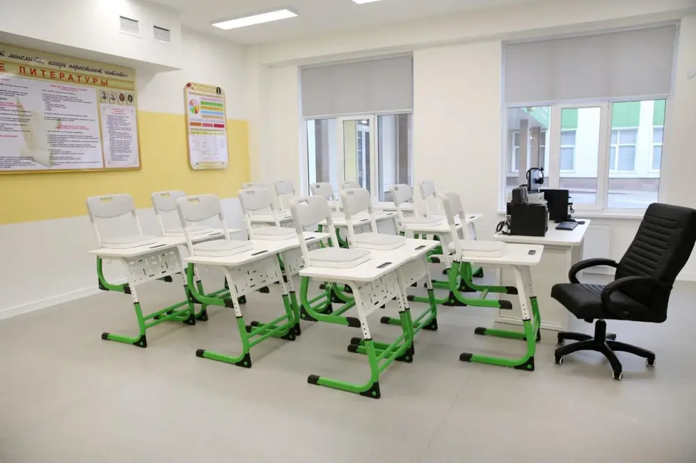 В Алматы ко Дню Республики открыли четыре новые школы (4)