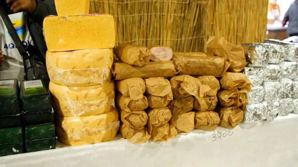 Более 460 тонн продукции представили аграрии Акмолинской области на заключительной ярмарке в Астане (8)