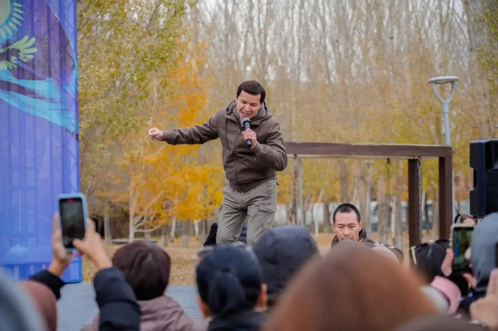 День Республики: праздничный концерт собрал гостей в столичном парке Ататюрк (8)