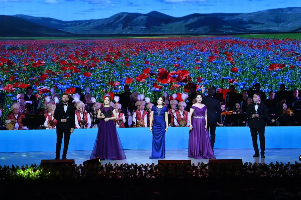 Торжественное мероприятие, посвященное Дню Республики (8)