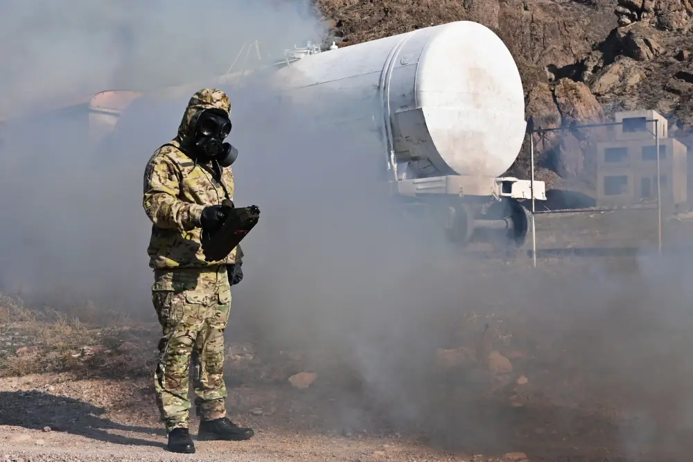 В Алматинской области прошли учения специалистов РХБ-защиты (2)