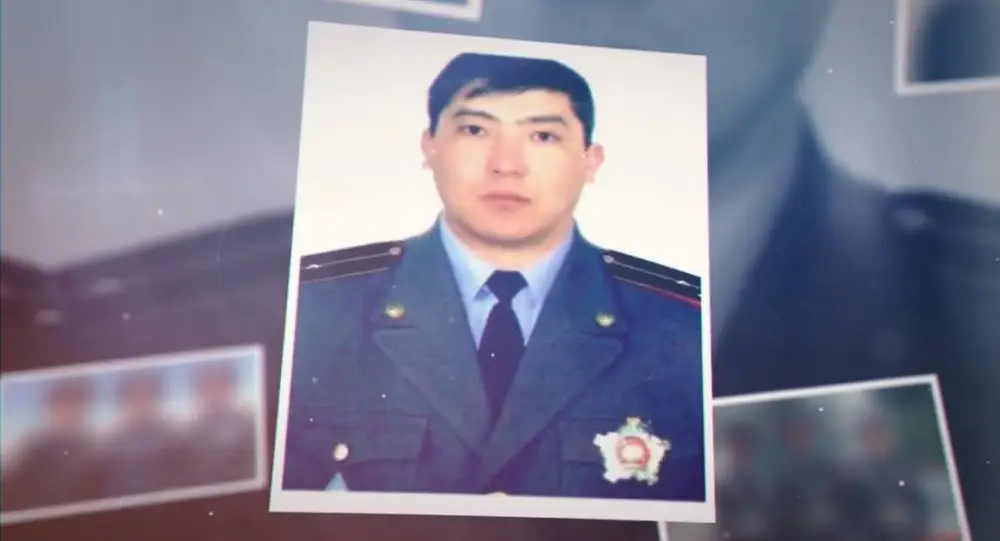 Награда спустя годы: МВД чествовало героя на День Республики (2)