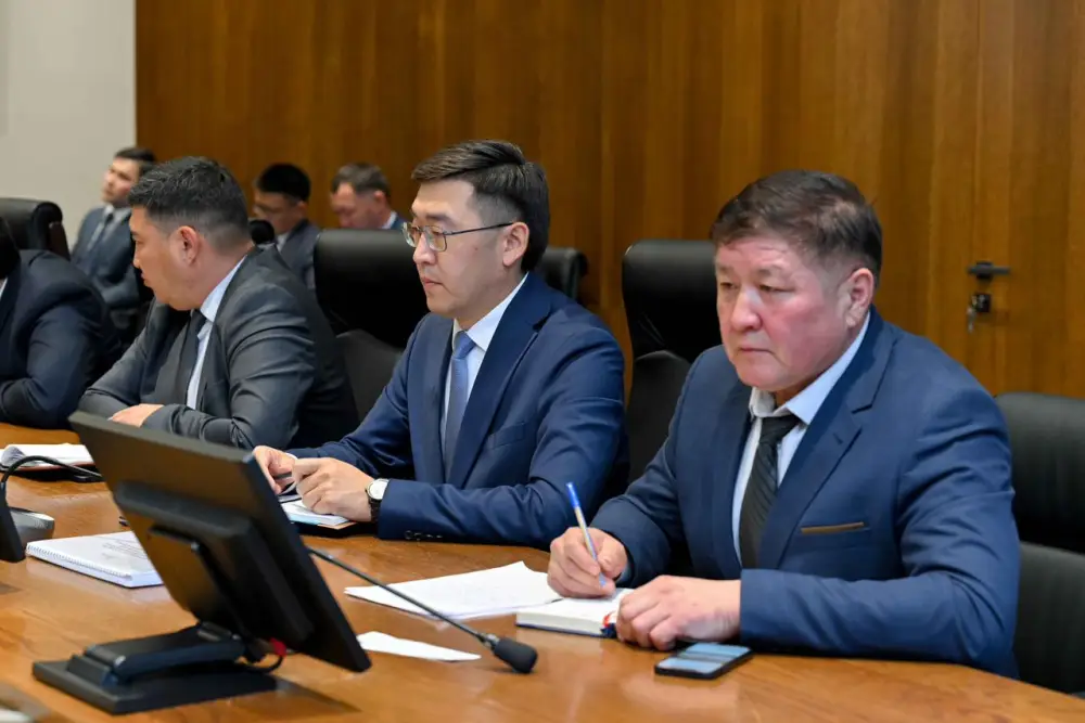 Прошло заседание областной трехсторонней комиссии по социальному партнерству и регулированию трудовых отношений (8)