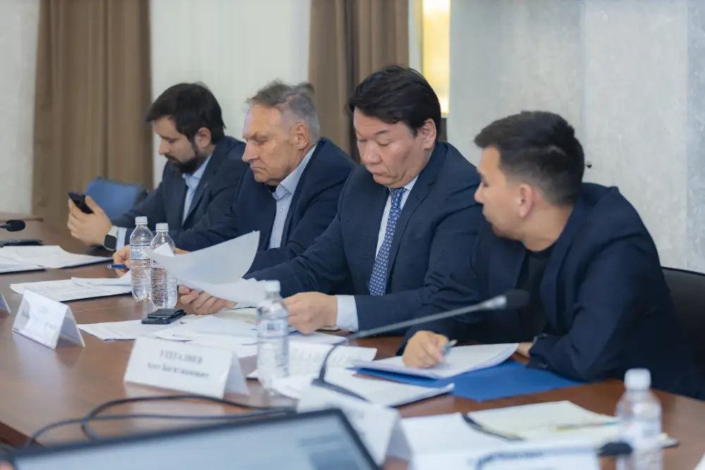 Биржевая торговля и маркировка лекарств в центре обсуждения (5)