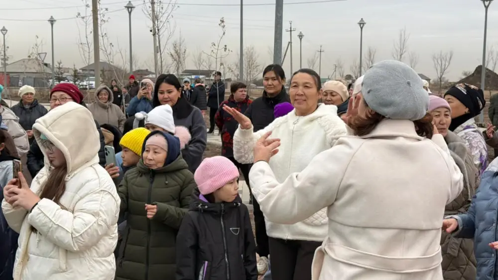 В Астане начались праздничные концерты ко Дню Республики (8)