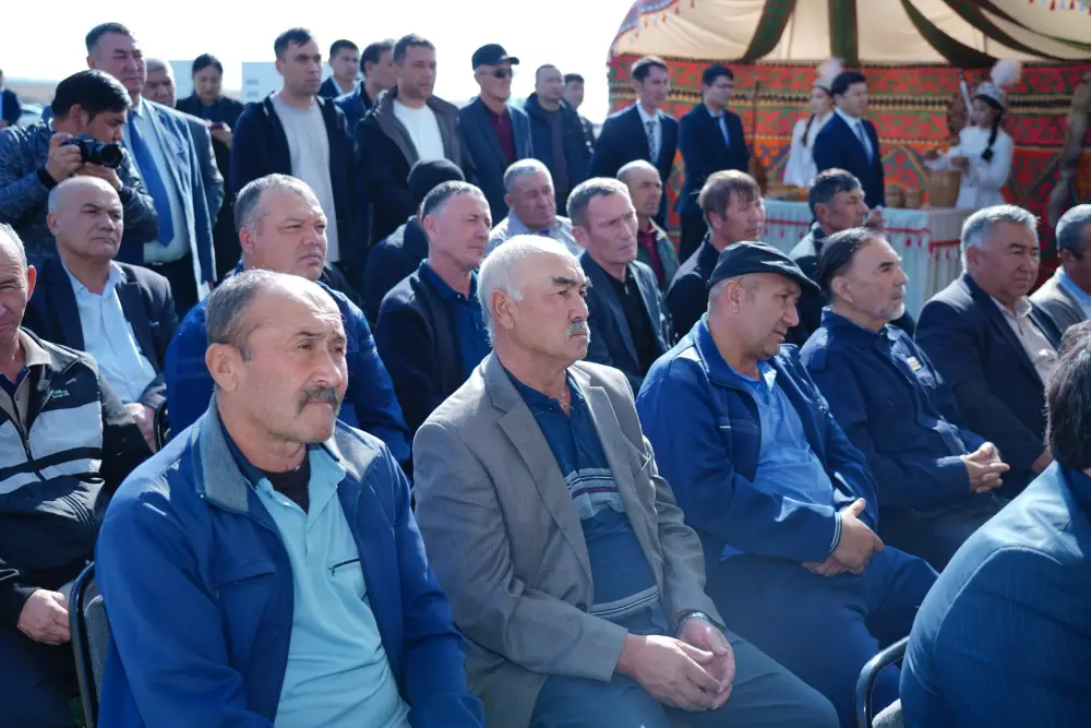 ТУРКЕСТАН: ЗАЛОЖЕНА КАПСУЛА НОВОГО ПРОИЗВОДСТВА СТОИМОСТЬЮ 7 МЛРД ТЕНГЕ НА ТЕРРИТОРИИ СПЕЦИАЛЬНОЙ ЭКОНОМИЧЕСКОЙ ЗОНЫ «TURAN» (5)