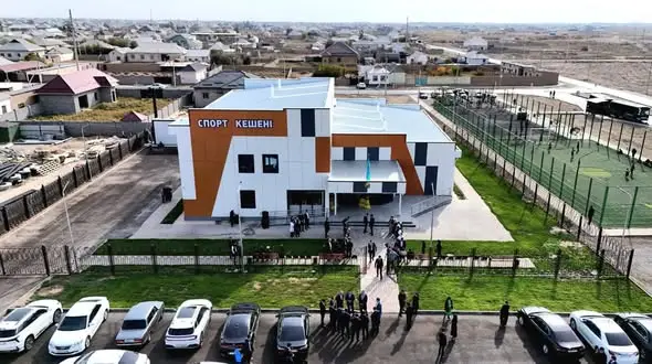В ТУРКЕСТАНЕ ВВЕДЕН В ЭКСПЛУАТАЦИЮ НОВЫЙ СПОРТИВНЫЙ КОМПЛЕКС (2)