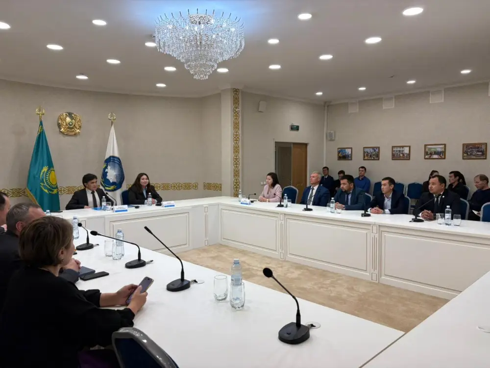 Жаннат Дубирова встретилась с акмолинцами: область хочет стать участником пилота по установке умных приборов учёта (10)