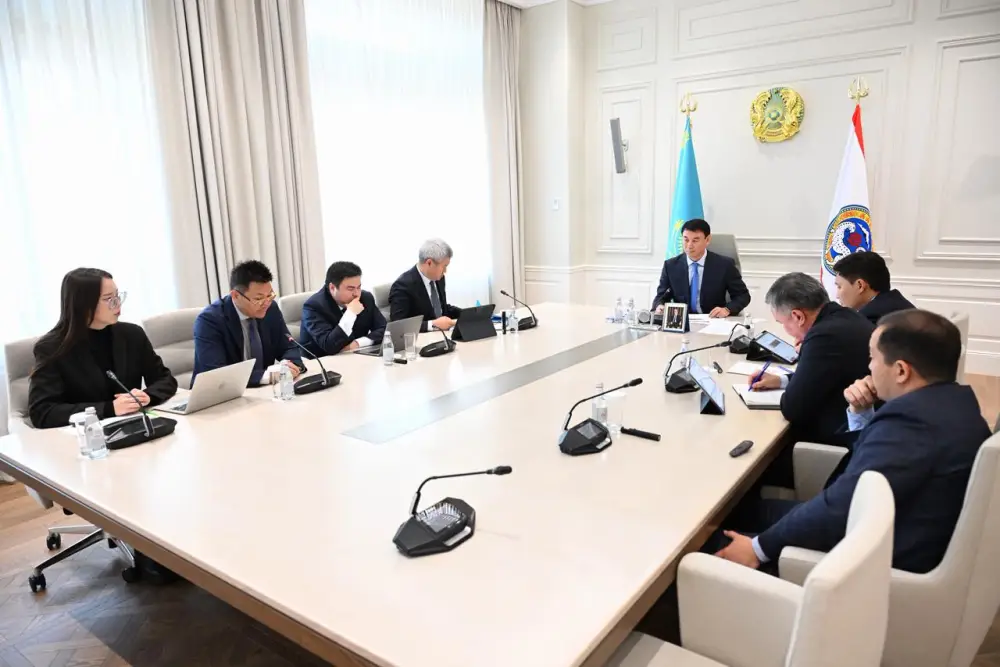 Аким Алматы встретился с генеральным директором по странам СНГ китайской компании iFLYTEK (4)
