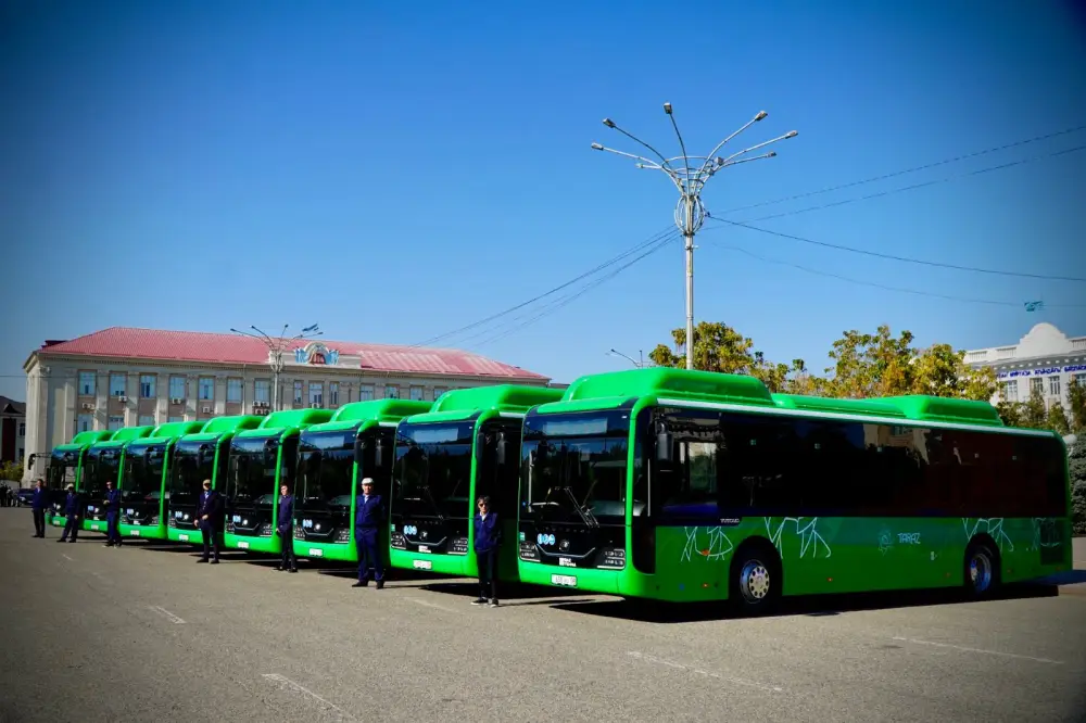 Автопарк Тараза пополнился 24 новыми автобусами (6)