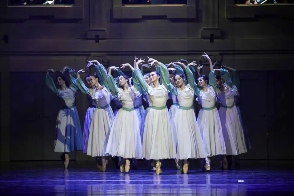 В театре «Астана Балет» состоялась премьера балета «Два ковра» (2)