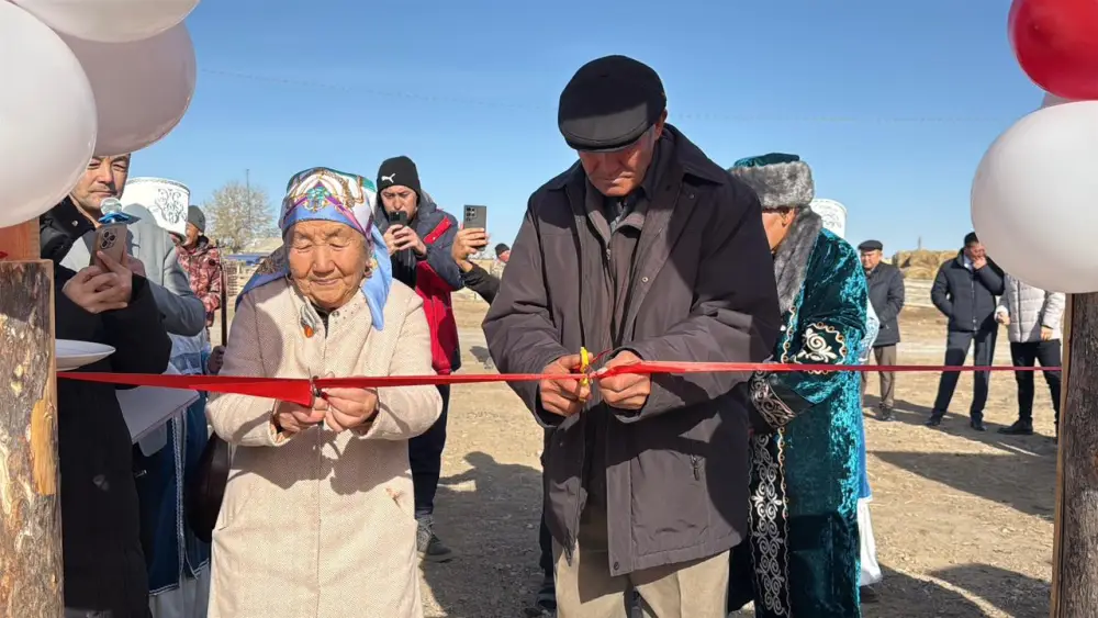 В ВКО вручили ключи от нового дома, построенного по программе «Одноэтажный Восток» (6)