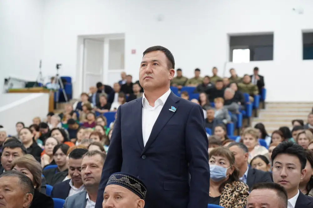 Марат Ахметжанов провел встречу с жителями Шортандинского района (4)