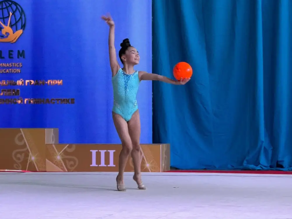 В Астане стартовал турнир Grand Prix Alem по художественной гимнастике (4)