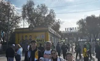 Футбольный праздник в Алматы: болельщики поддерживают «Кайрат» и «Астану» в решающем матче