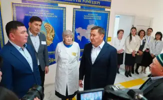 Марат Ахметжанов отметил достижения школьников из Кызылагаша на международной олимпиаде в Италии