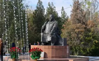 Шымкент: Вечер, когда слова Абайа ожили в «Еңлік-Кебек»