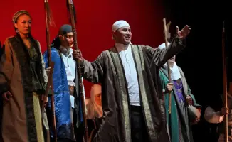 Культурный мост через время: спектакль «Абай айтқан «Еңлік-Кебек» в Кызылорде