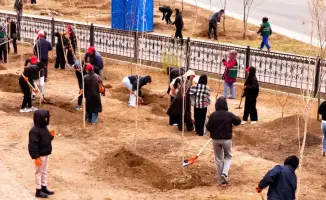 В районе Сарайшык высажено более 500 деревьев в рамках экологической акции