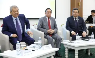 Личное наследие Шерхана Муртазы передано в Национальный архив Казахстана